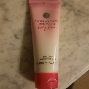 Victoria's Secret Bombshell Lotion